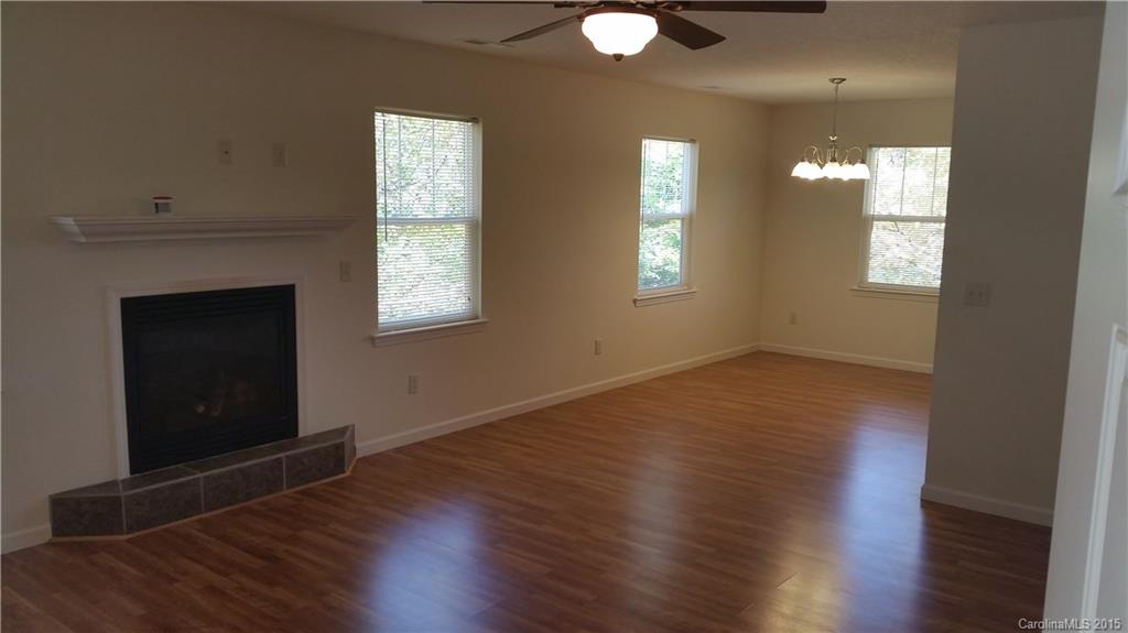 293 Highland Road Waynesville, NC 28786 - Photo 6 of 24 Gallery Image 6