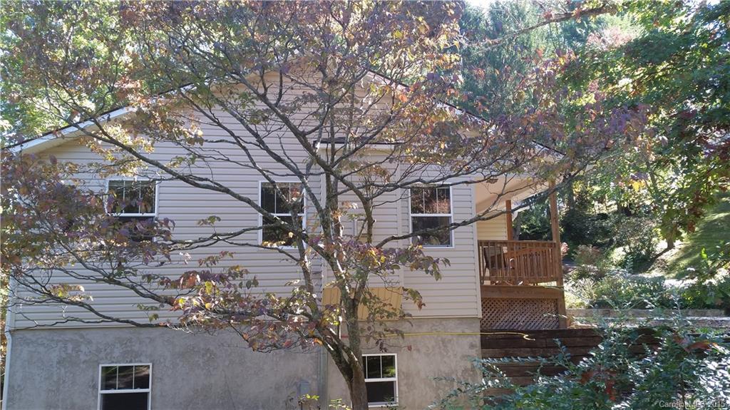 293 Highland Road Waynesville, NC 28786 - Photo 9 of 24 Gallery Image 9