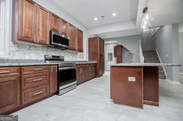 $594,900 | 74 Jiles Road, Carrollton, GA 30117