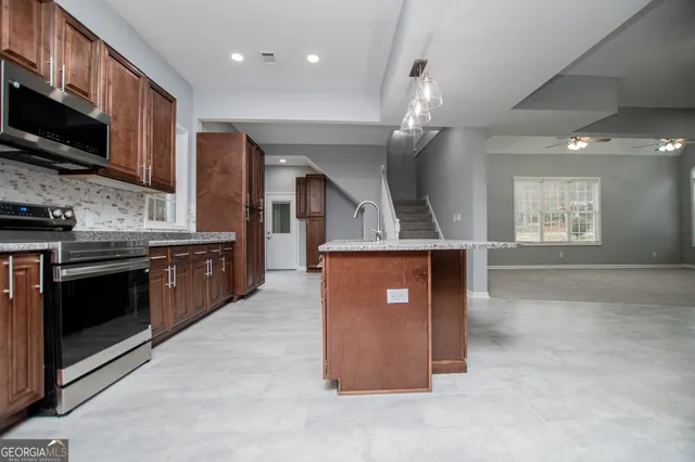 $594,900 | 74 Jiles Road, Carrollton, GA 30117