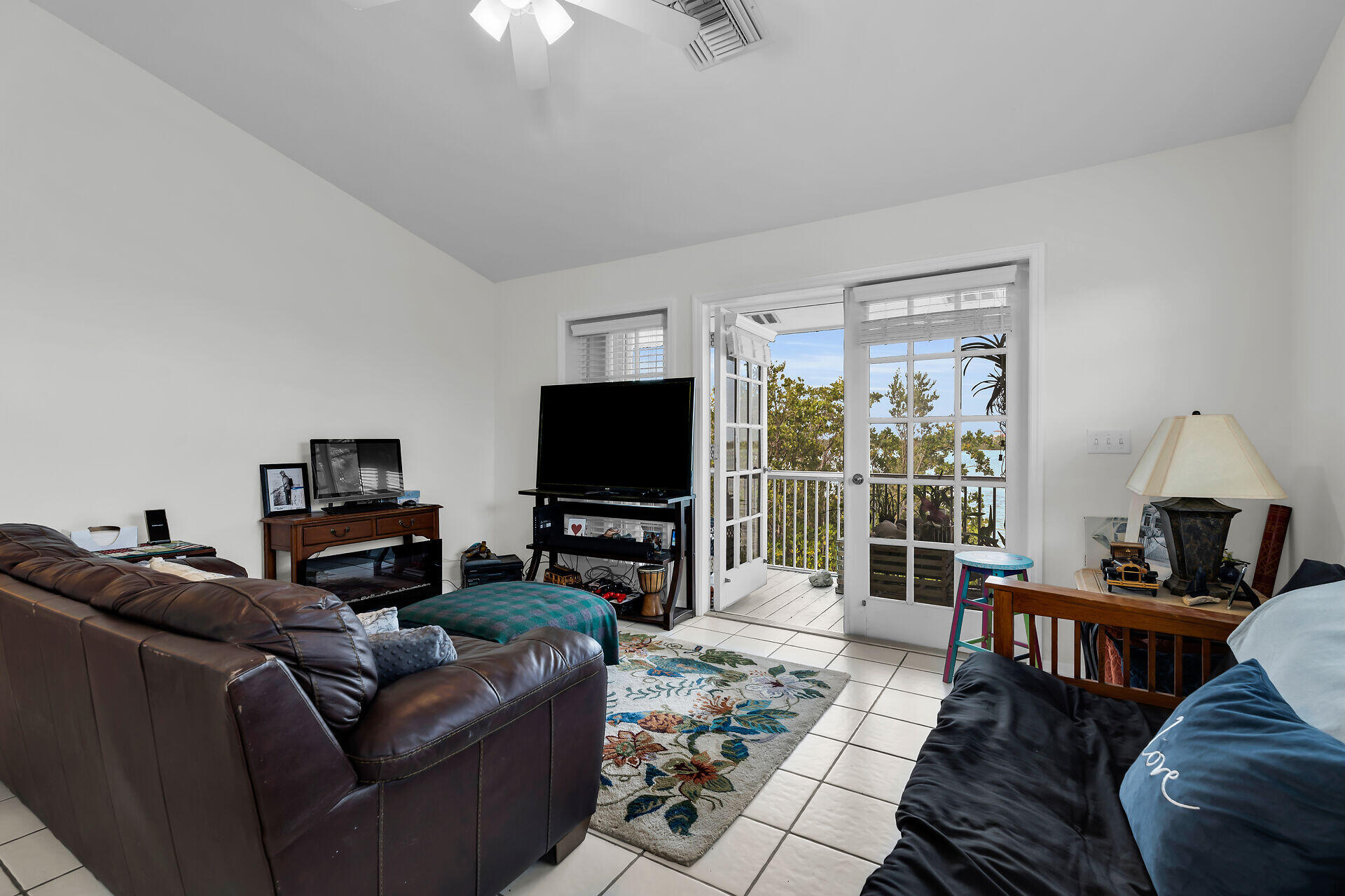 27285 Mariposa Road Summerland Key, FL 33042 - Photo 14 of 35 27285 Mariposa Rd, Ramrod Key, FL 33042