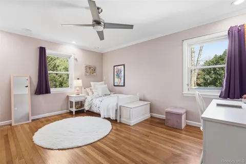 $2,395,000 | 11 Iroquois Trail, Harrison, NY 10528