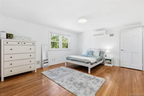 $2,395,000 | 11 Iroquois Trail, Harrison, NY 10528