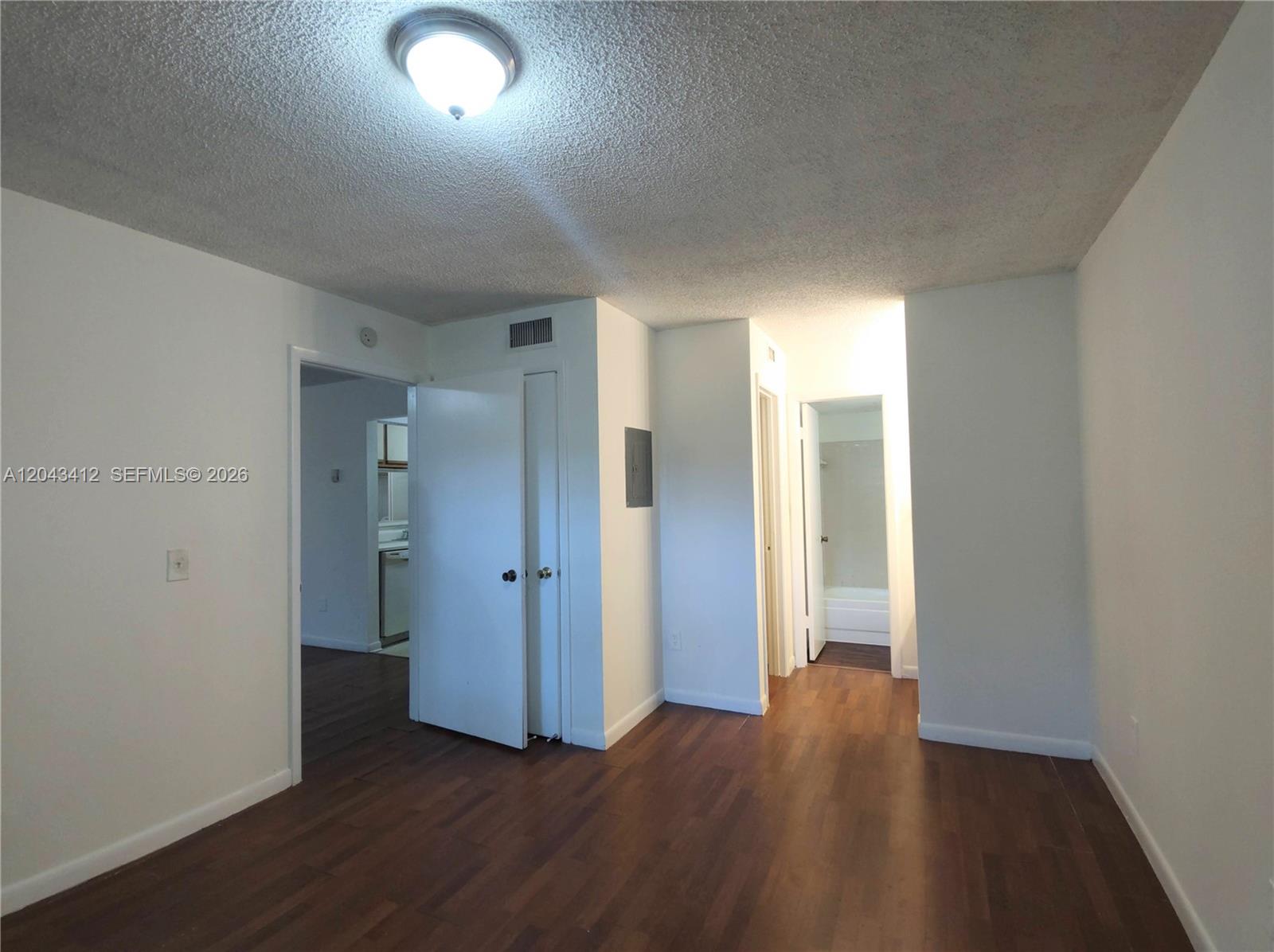 4241 West McNab Road, Unit 27 Pompano Beach, FL 33069 - Photo 6 of 9