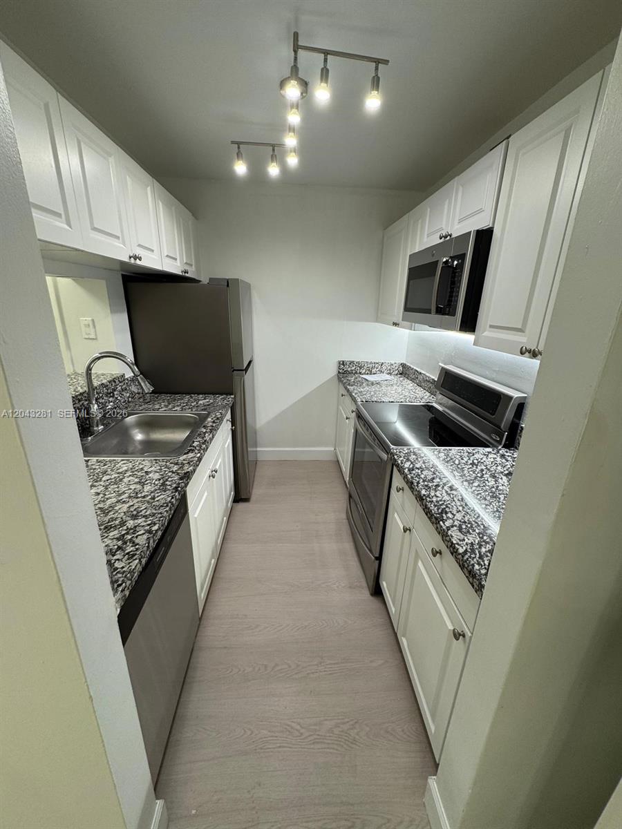 4341 West McNab Road, Unit 21 Pompano Beach, FL 33069 - Photo 10 of 18