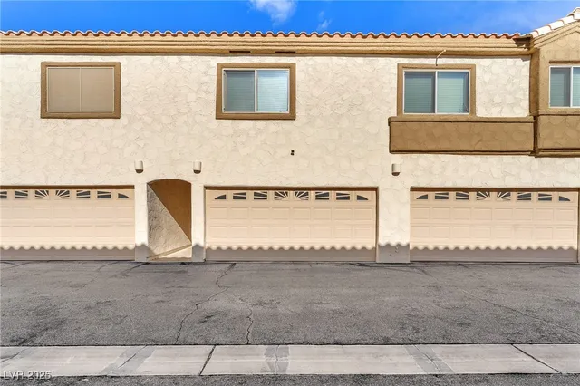 $267,000 | 5104 Jordan Frey Street, Unit 201, Las Vegas, NV 89130