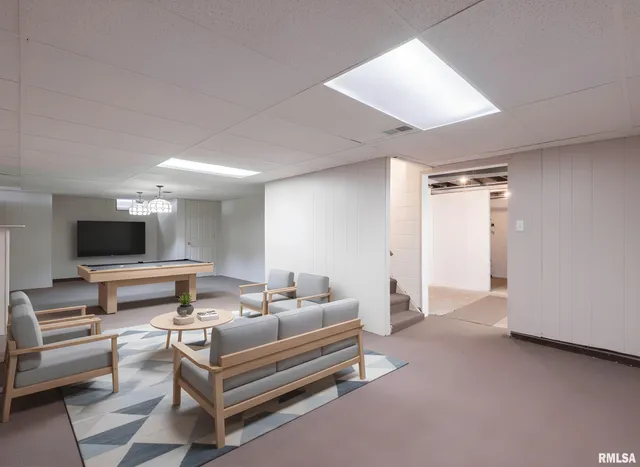 $169,900 | 1328 North 11th Street, Pekin, IL 61554