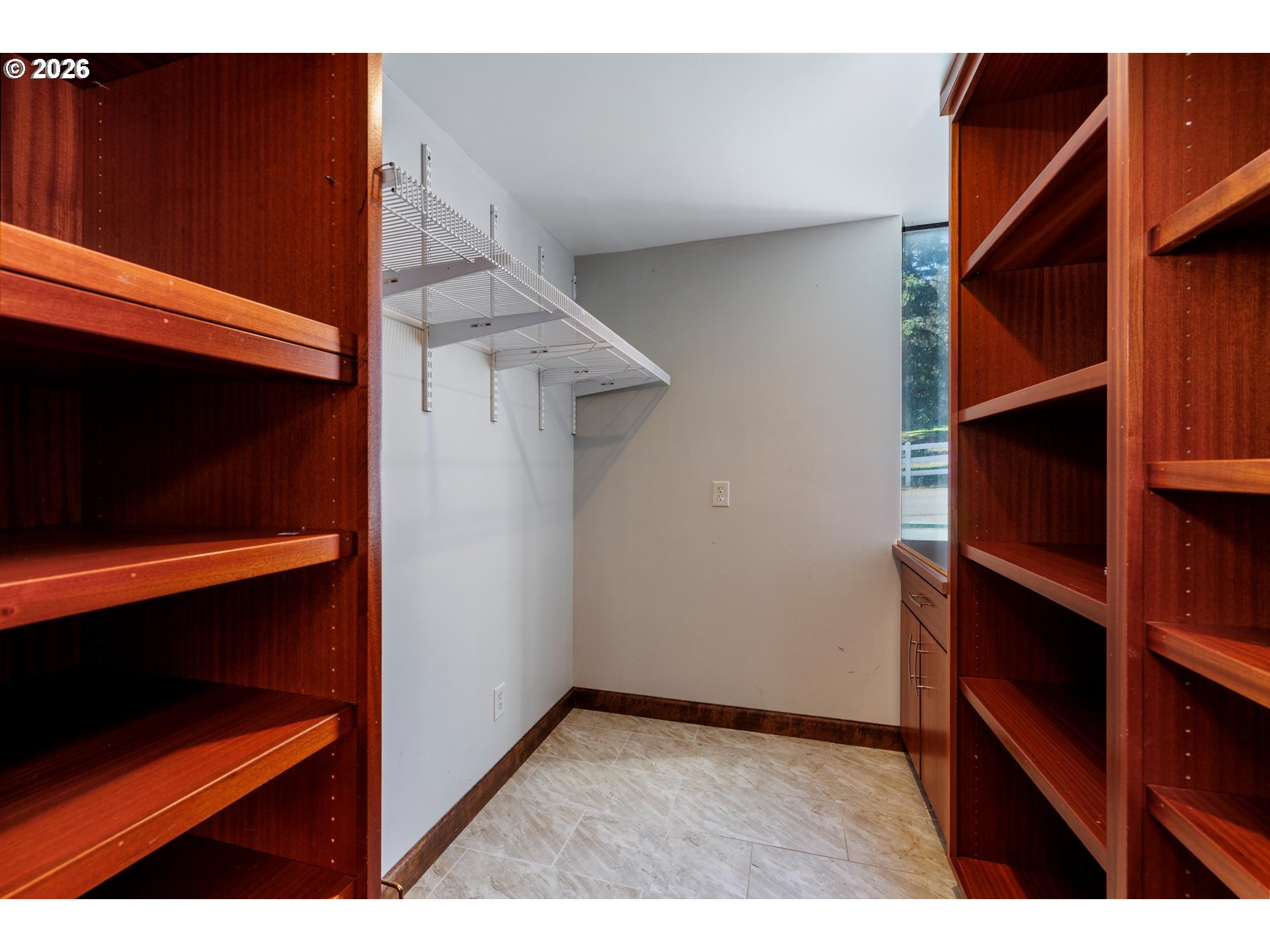 3251 Southwest Redmond Hill Road McMinnville, OR 97128 - Photo 14 of 46 a view of closet