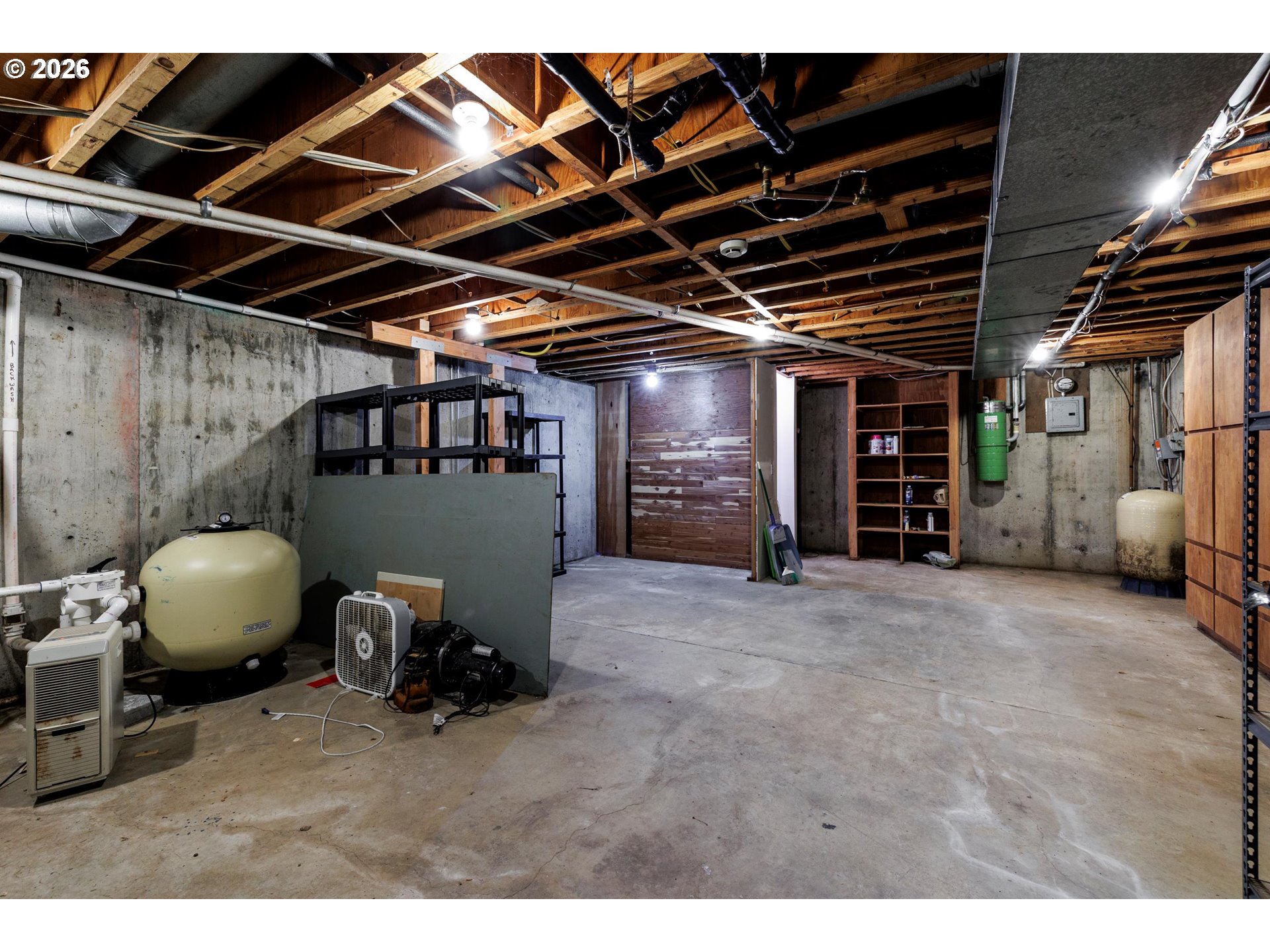 3251 Southwest Redmond Hill Road McMinnville, OR 97128 - Photo 29 of 46 a view of a room with gym equipment