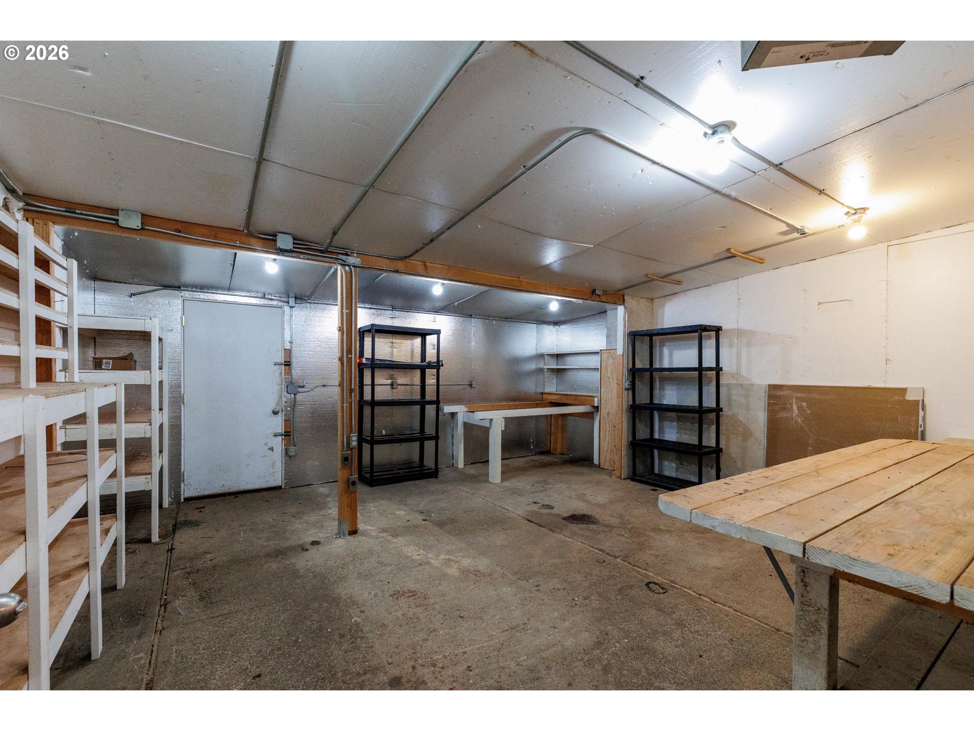 3251 Southwest Redmond Hill Road McMinnville, OR 97128 - Photo 32 of 46 a view of a livingroom with furniture