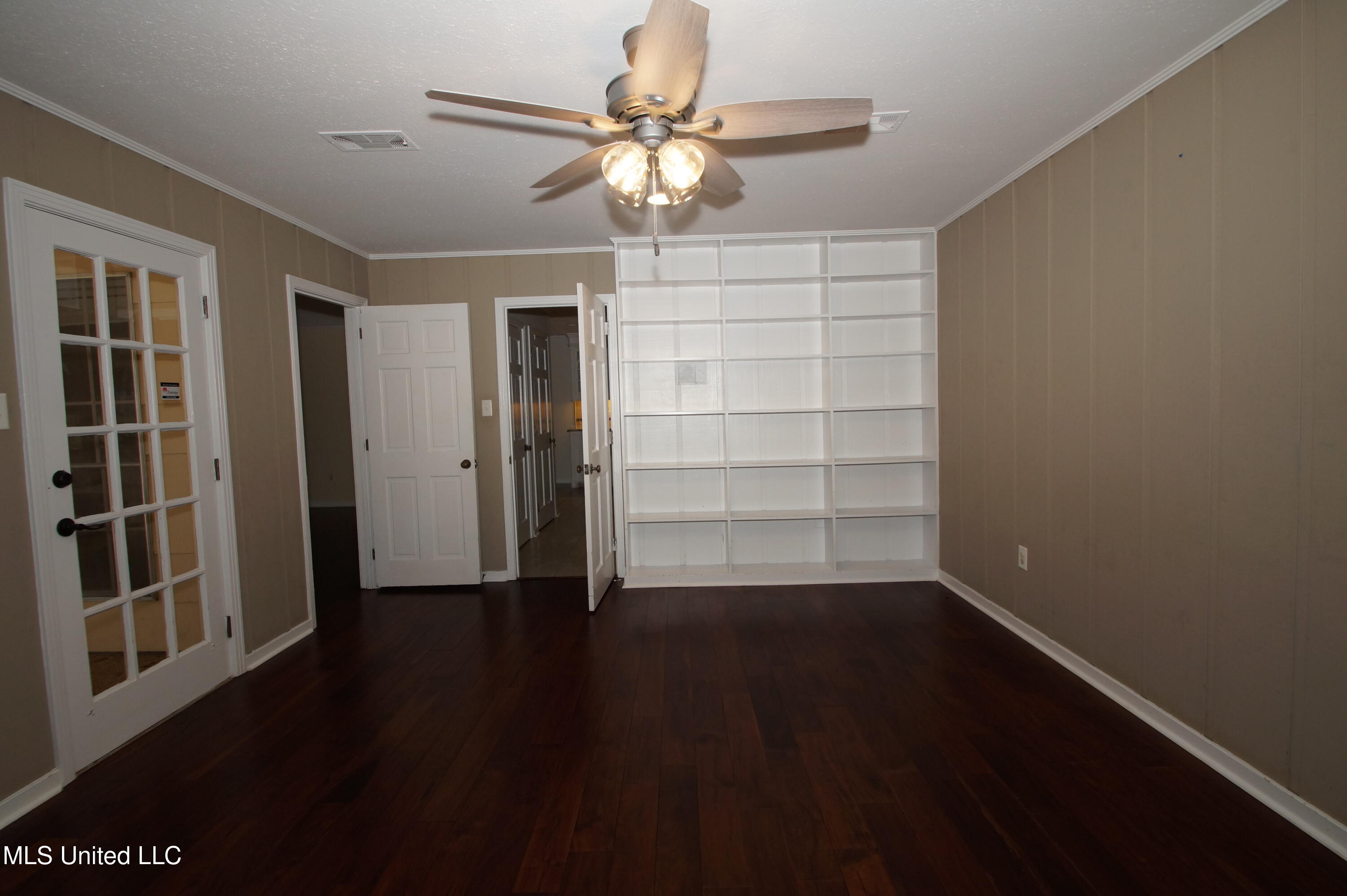 5365 River Thames Road Jackson, MS 39211 - Photo 34 of 44 DSC06415