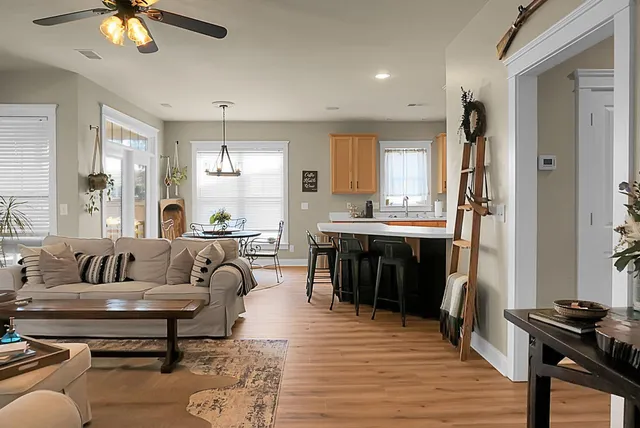 $458,000 | 128 Marshside Drive, Summerville, SC 29485