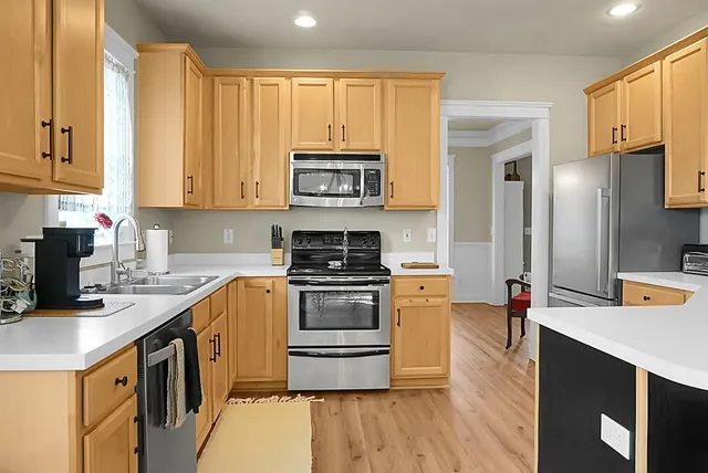 $458,000 | 128 Marshside Drive, Summerville, SC 29485