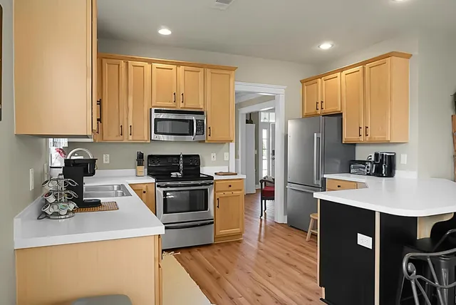 $458,000 | 128 Marshside Drive, Summerville, SC 29485