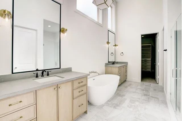 $1,759,000 | 1514 Chantilly Lane, Houston, TX 77018