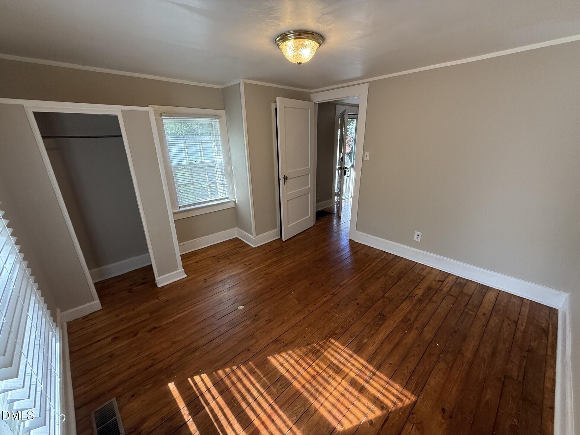 1617 Sunrise Avenue, Unit B Raleigh, NC 27608 - Photo 8 of 12 b3a1ded1-f0f3-4c87-95a5-1835f1b407b4