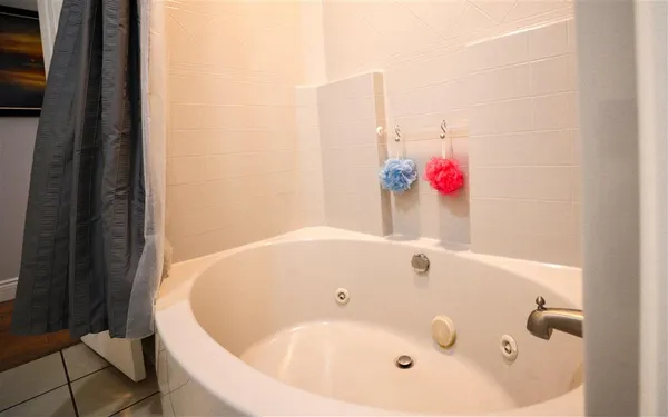 $195,000 | 910 Oak Lane, Hackberry, LA 70645