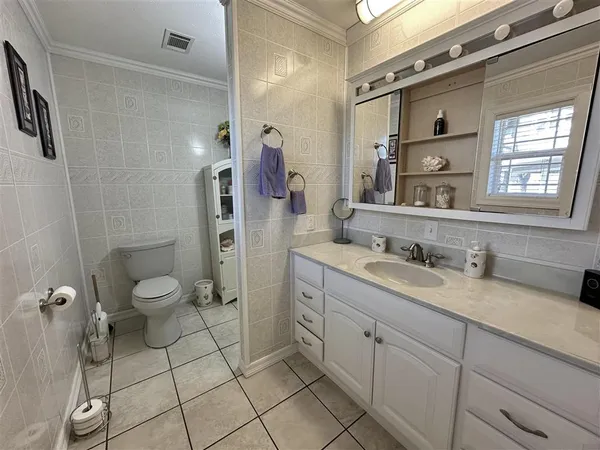 $195,000 | 910 Oak Lane, Hackberry, LA 70645