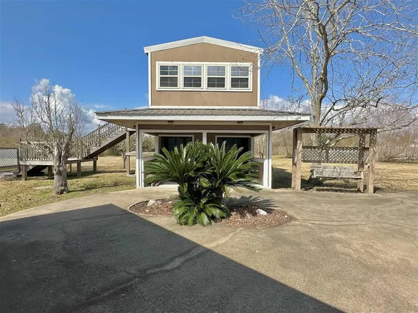 $195,000 | 910 Oak Lane, Hackberry, LA 70645