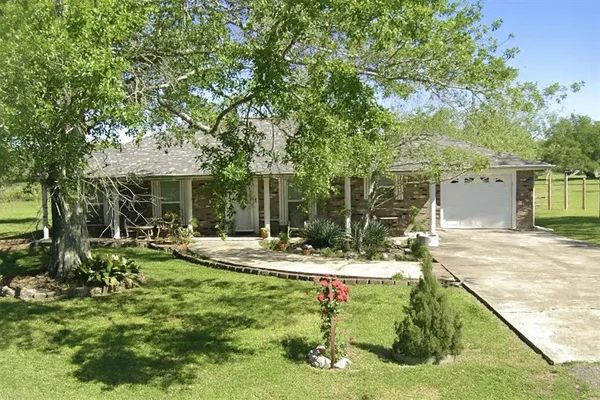 $195,000 | 910 Oak Lane, Hackberry, LA 70645
