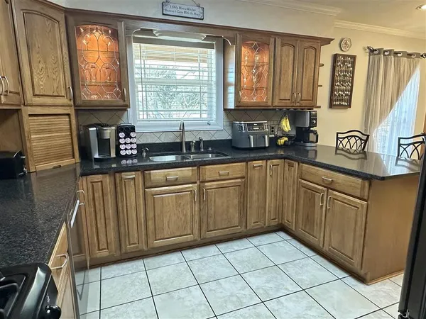 $195,000 | 910 Oak Lane, Hackberry, LA 70645