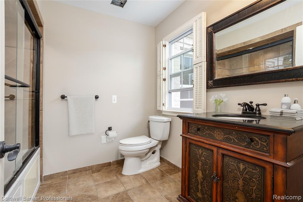 56 Oxford Road Grosse Pointe Shores, MI 48236 - Photo 31 of 64