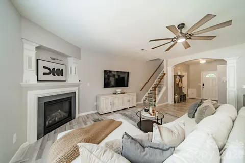 $400,000 | 12922 Rothe House Road, Charlotte, NC 28273