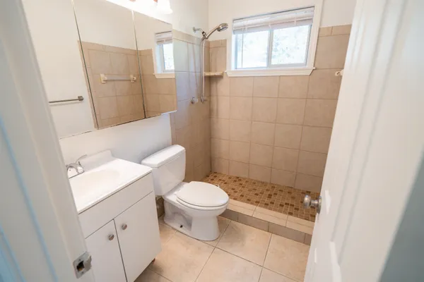 $1,750 | 406 Essex Drive, Tallahassee, FL 32304