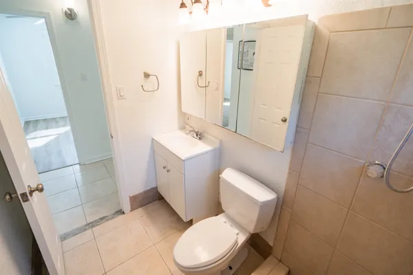 $1,750 | 406 Essex Drive, Tallahassee, FL 32304