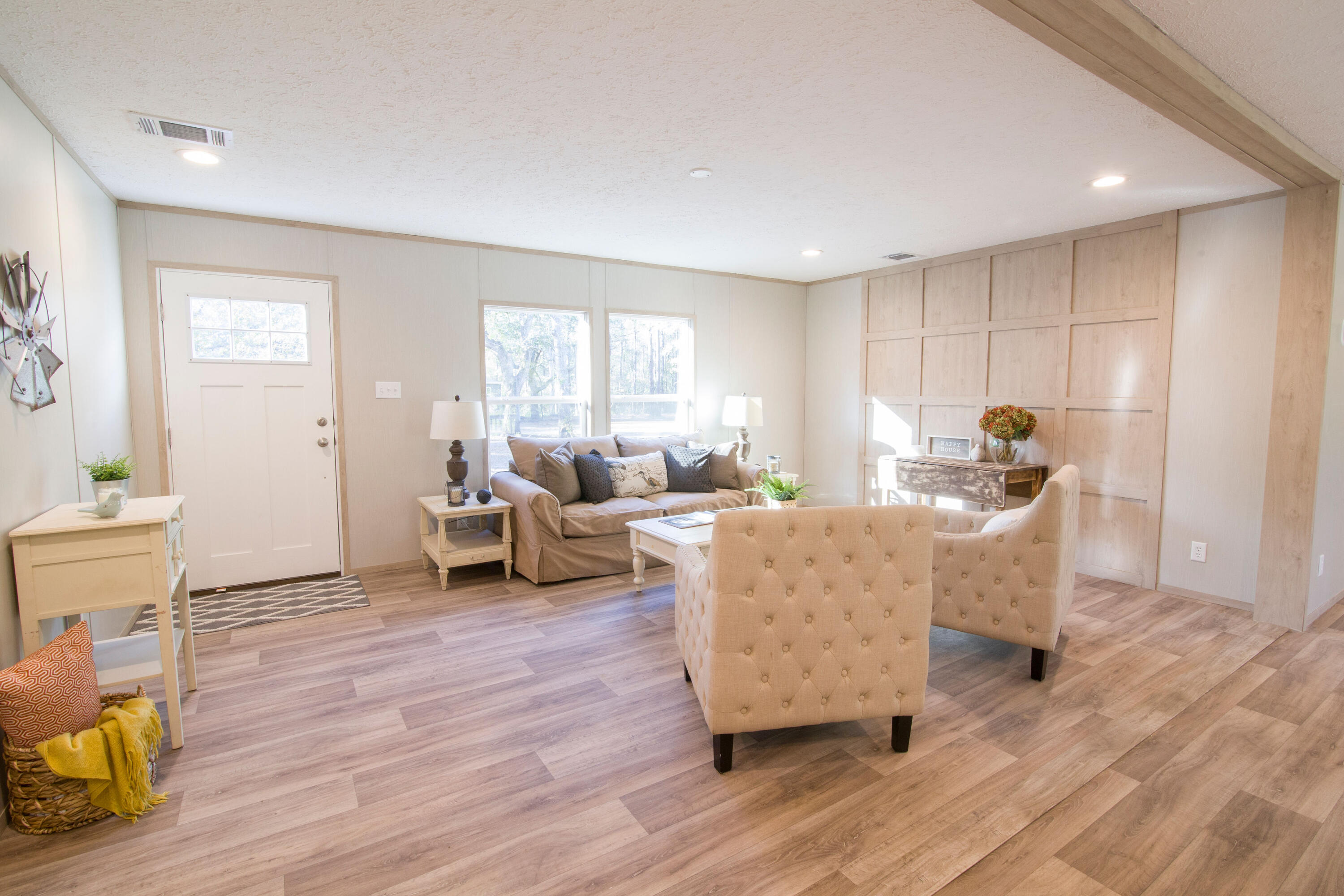 1358 Givhans Road Ridgeville, SC 29472 - Photo 13 of 24 living2