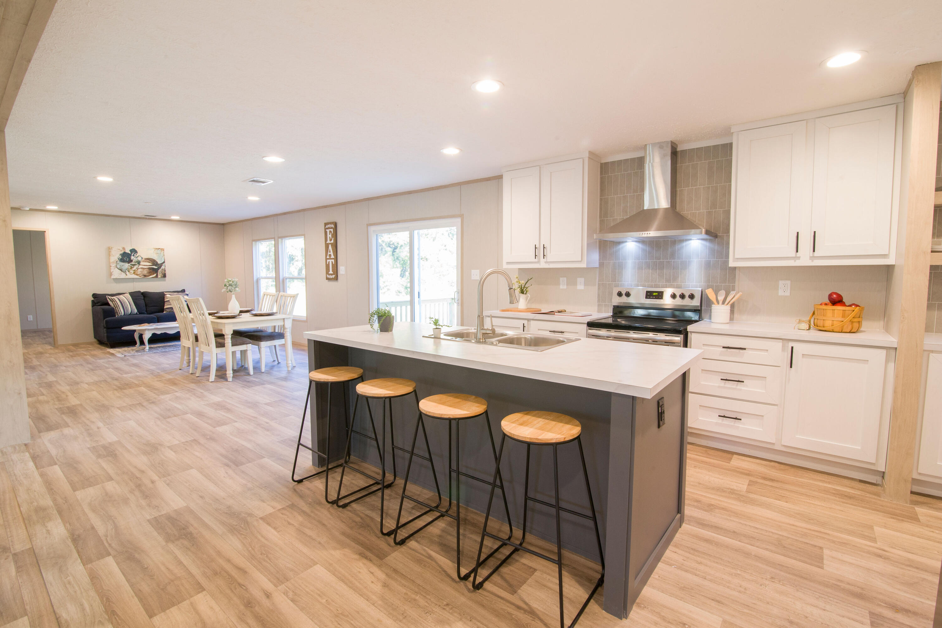 1358 Givhans Road Ridgeville, SC 29472 - Photo 8 of 24 kitchen2