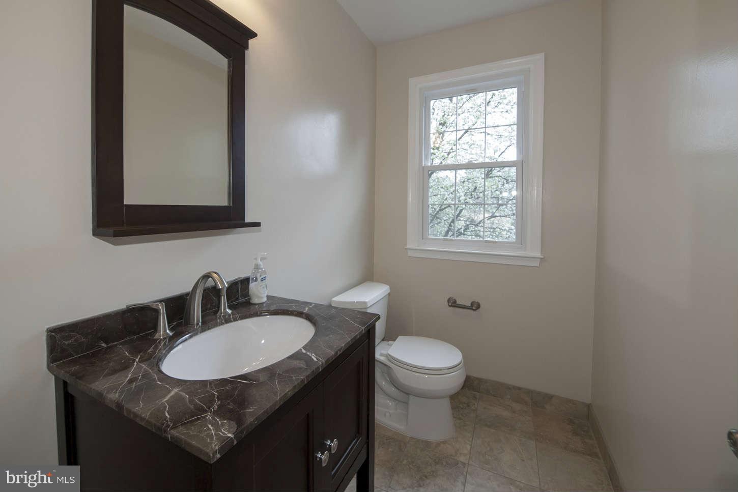 1027 Riva Ridge Drive Great Falls, VA 22066 - Photo 18 of 30 Powder Room