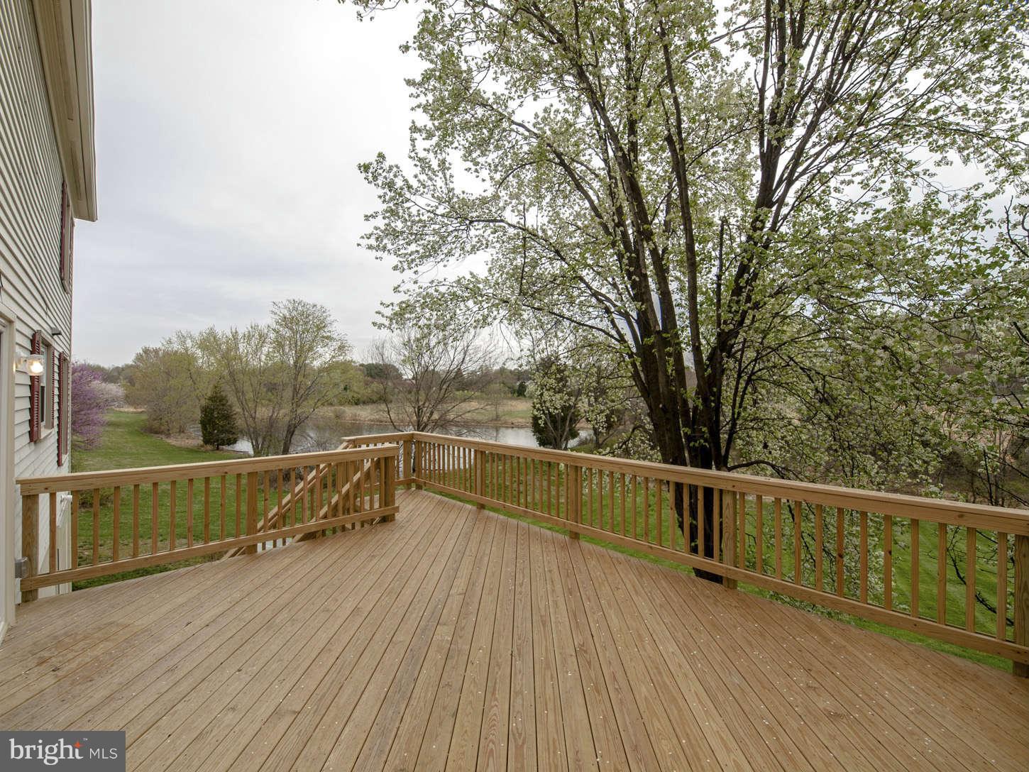 1027 Riva Ridge Drive Great Falls, VA 22066 - Photo 3 of 30 Exterior (General)