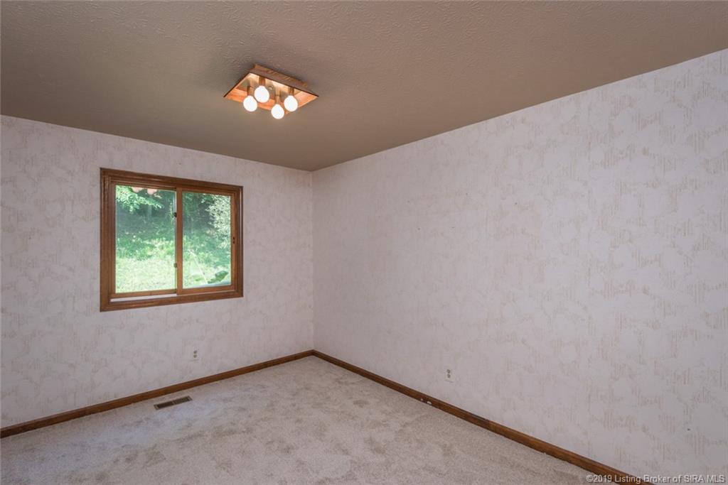 4337 Green Valley Road New Albany, IN 47150 - Photo 12 of 38 Gallery Image 12
