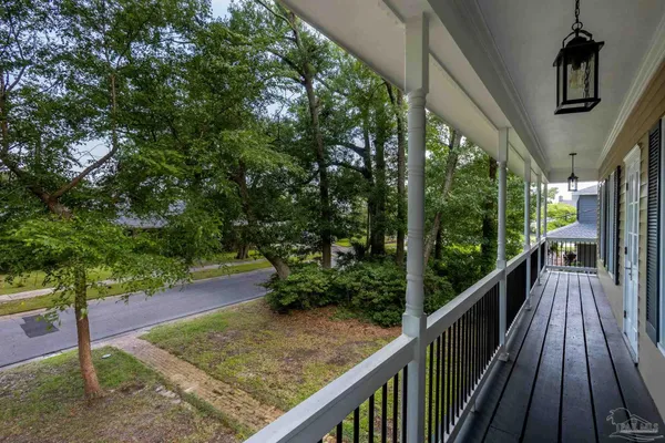 $2,600 | 424 West Lee Street, Pensacola, FL 32501