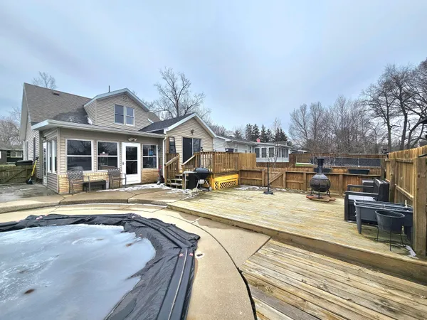 $239,900 | 118 Caroline Street, Portland, MI 48875