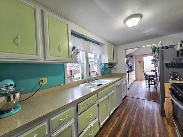 $239,900 | 118 Caroline Street, Portland, MI 48875