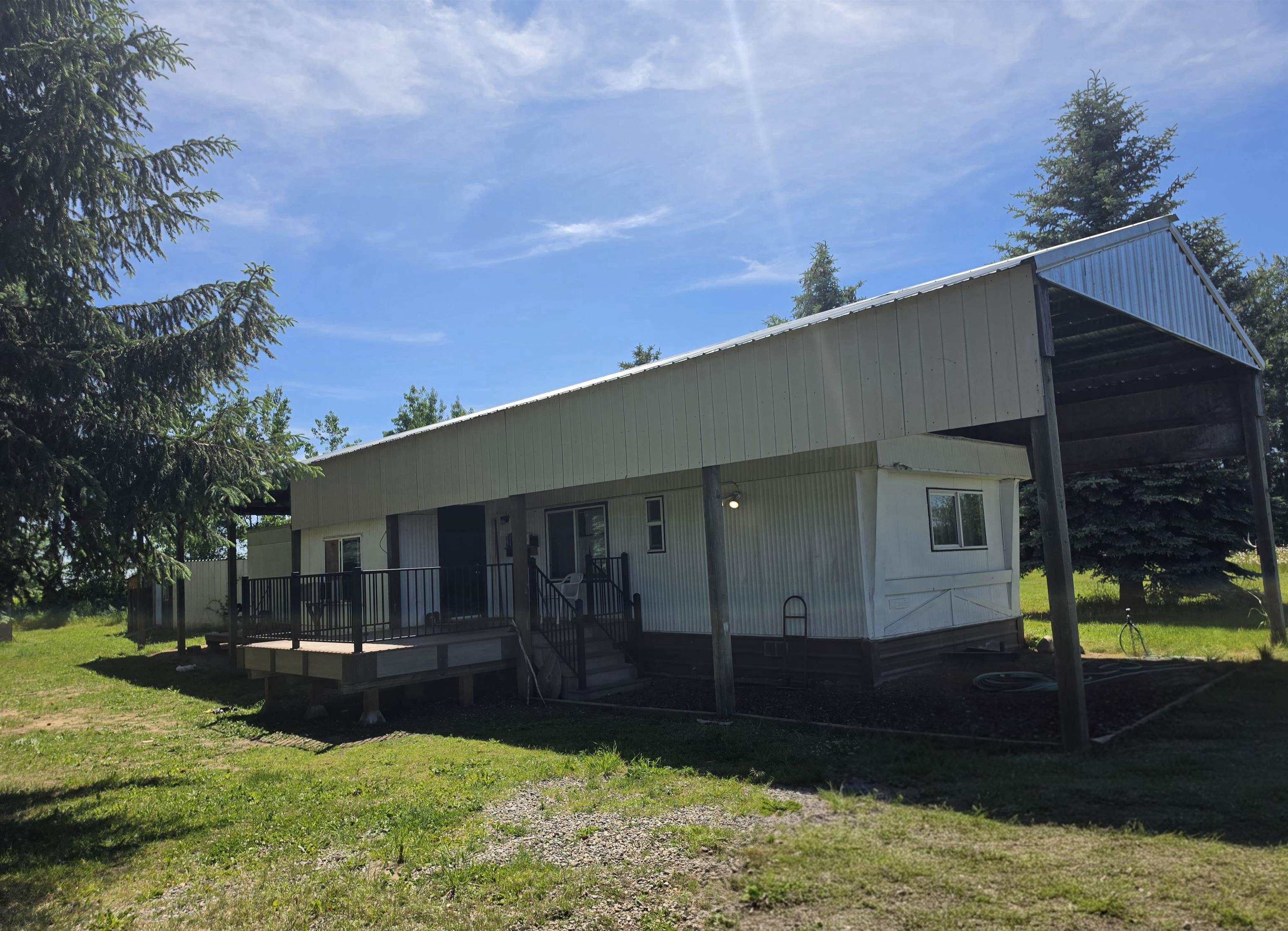 4581 Wallbridge Road Clayton, WA 99110 - Photo 2 of 3