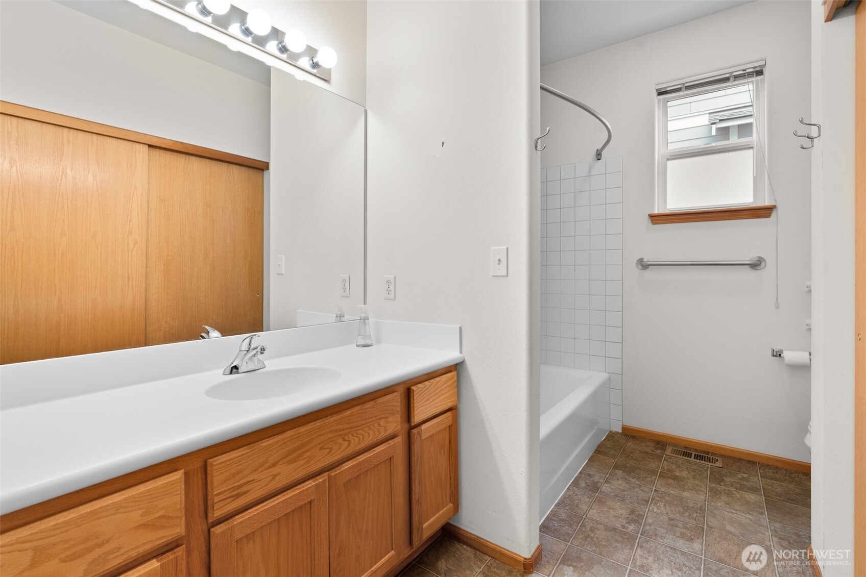 500 Fieldstone Loop, Unit 13 Lynden, WA 98264 - Photo 26 of 40