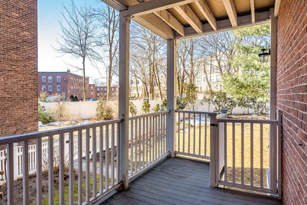 52 Kilsyth Road, Unit 1 Brookline, MA 02445 - Photo 12 of 16