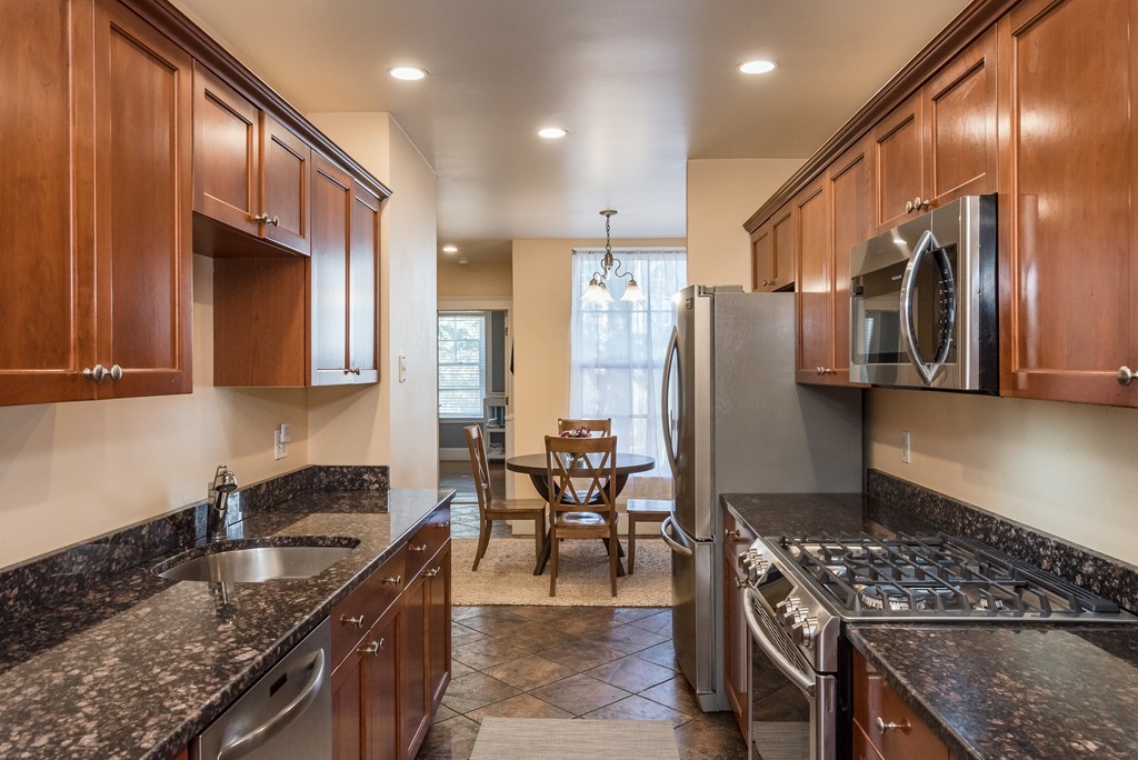 52 Kilsyth Road, Unit 1 Brookline, MA 02445 - Photo 5 of 16