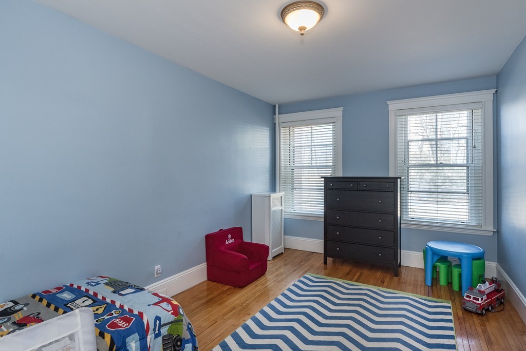 52 Kilsyth Road, Unit 1 Brookline, MA 02445 - Photo 10 of 16