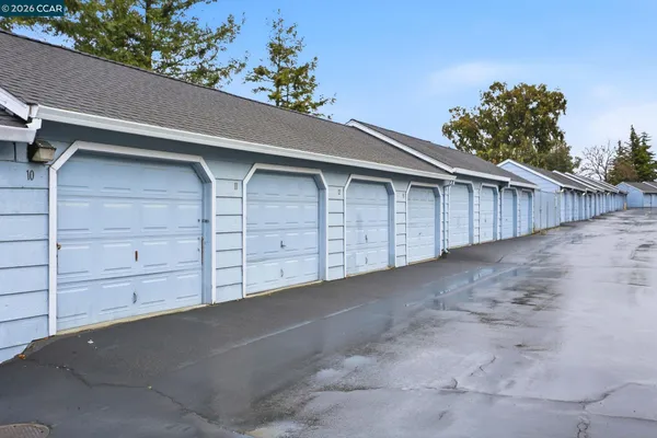 $174,000 | 225 Lighthouse Drive, Vallejo, CA 94590