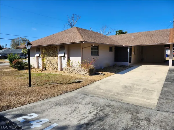 $1,395 | 241 Thistle Court, Lehigh Acres, FL 33936