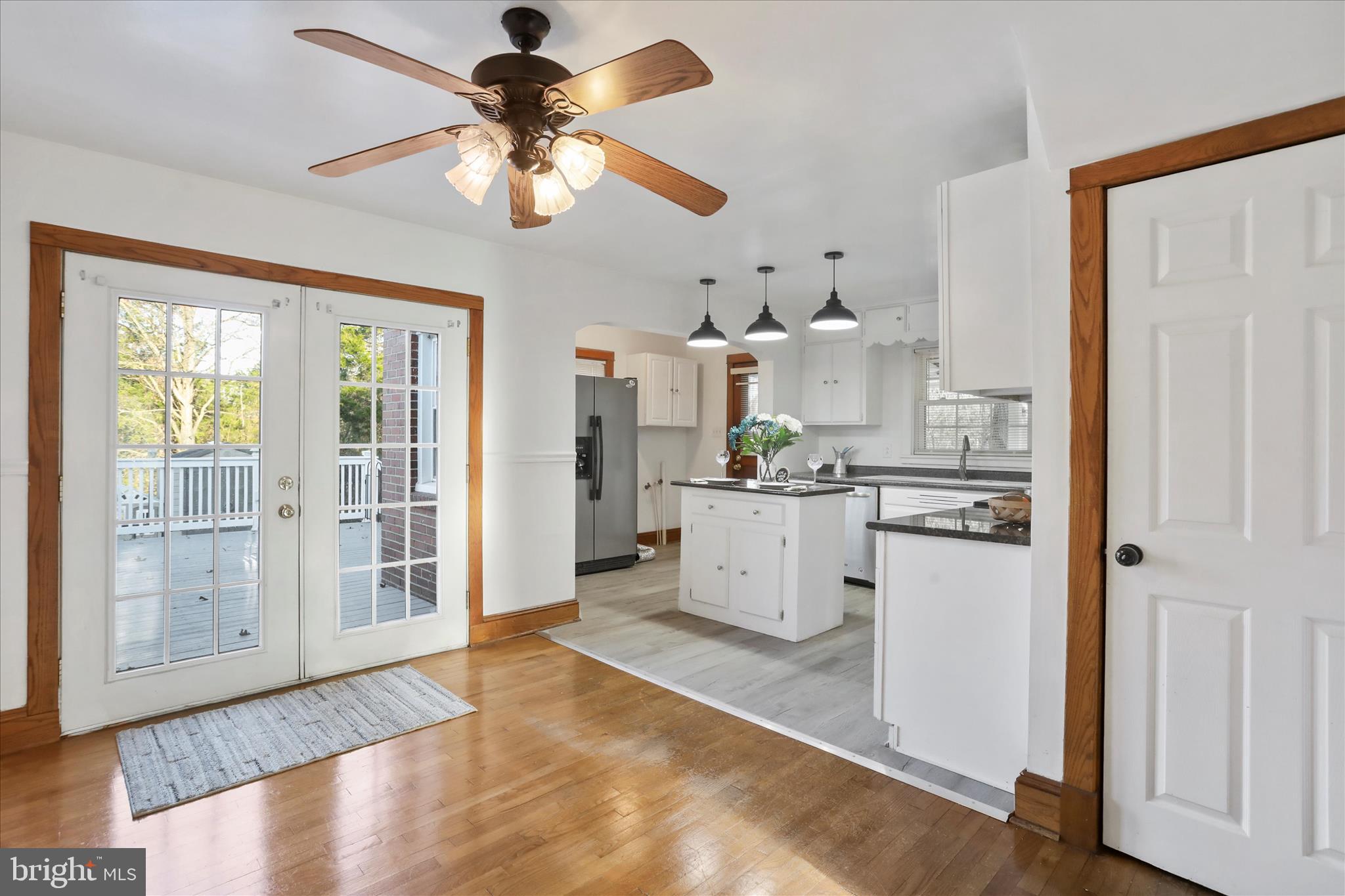 1064 Strasburg Road Front Royal, VA 22630 - Photo 25 of 73 Dining /Kitchen