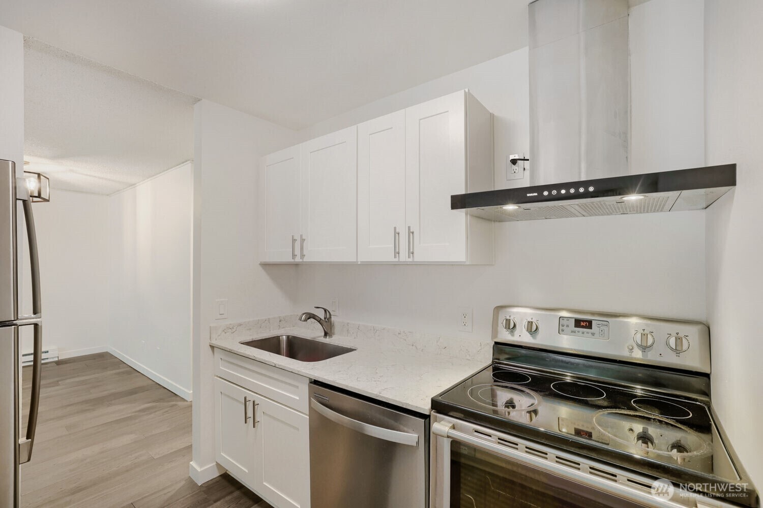 7924 212th Street Southwest, Unit 107 Edmonds, WA 98026 - Photo 7 of 17