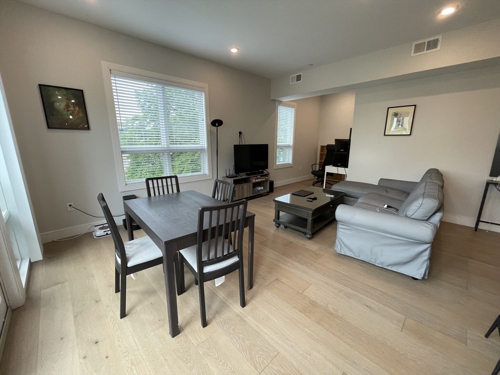 33 Ward Street, Unit 9 Boston, MA 02127 - Photo 4 of 19