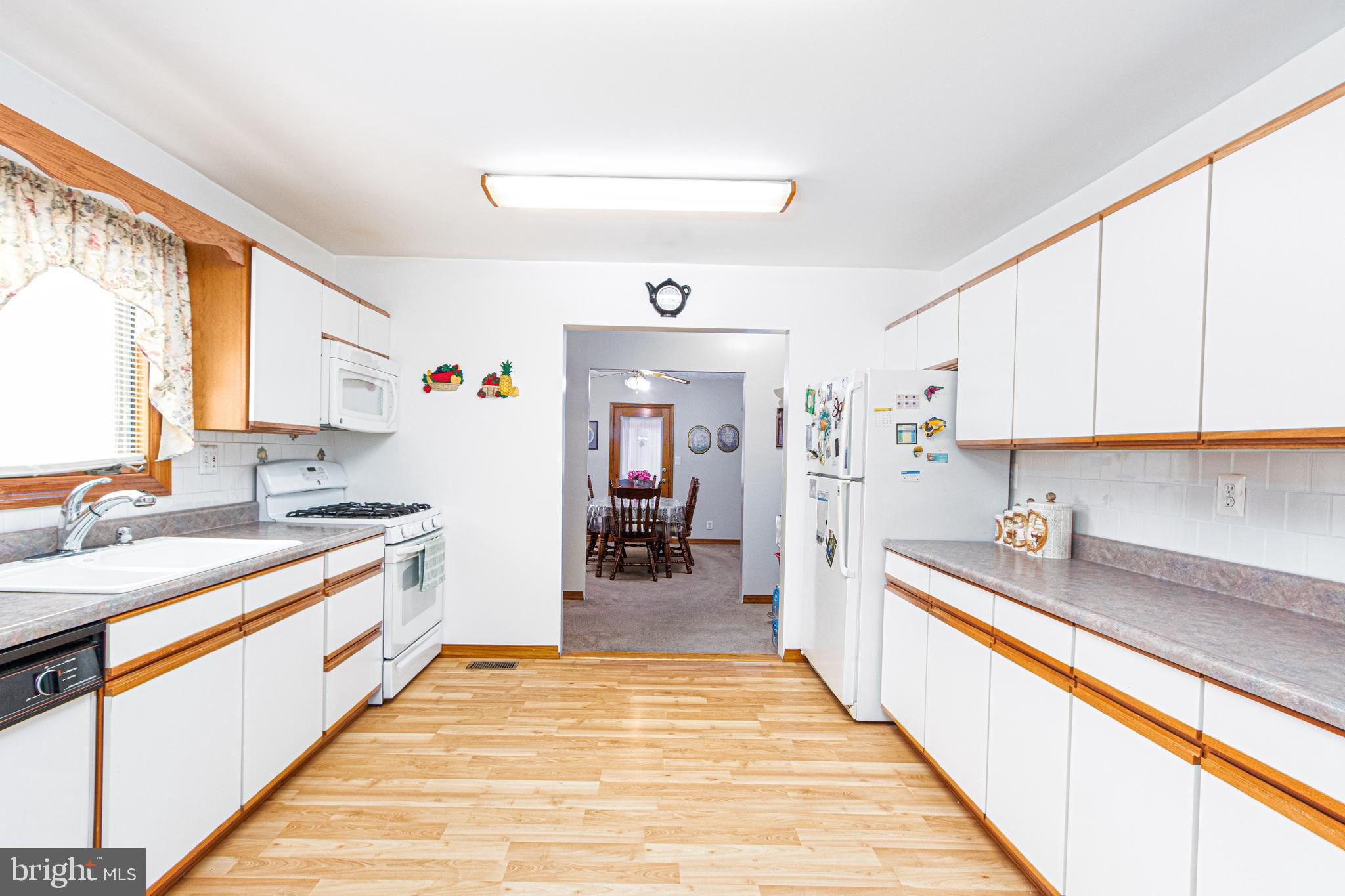 1834 Kitty Hawk Road Essex, MD 21221 - Photo 15 of 103 Kitchen