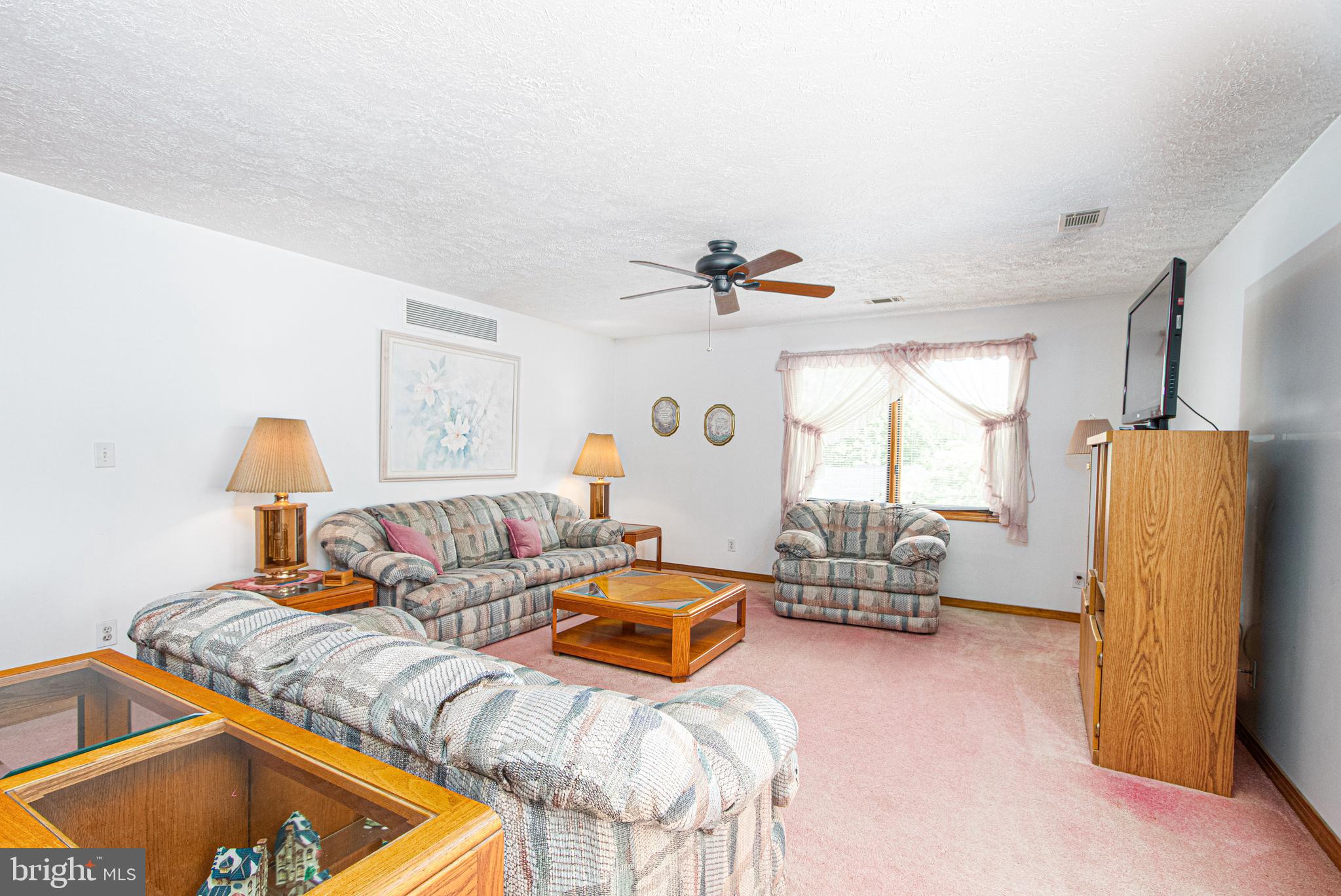 1834 Kitty Hawk Road Essex, MD 21221 - Photo 42 of 103 Family Room