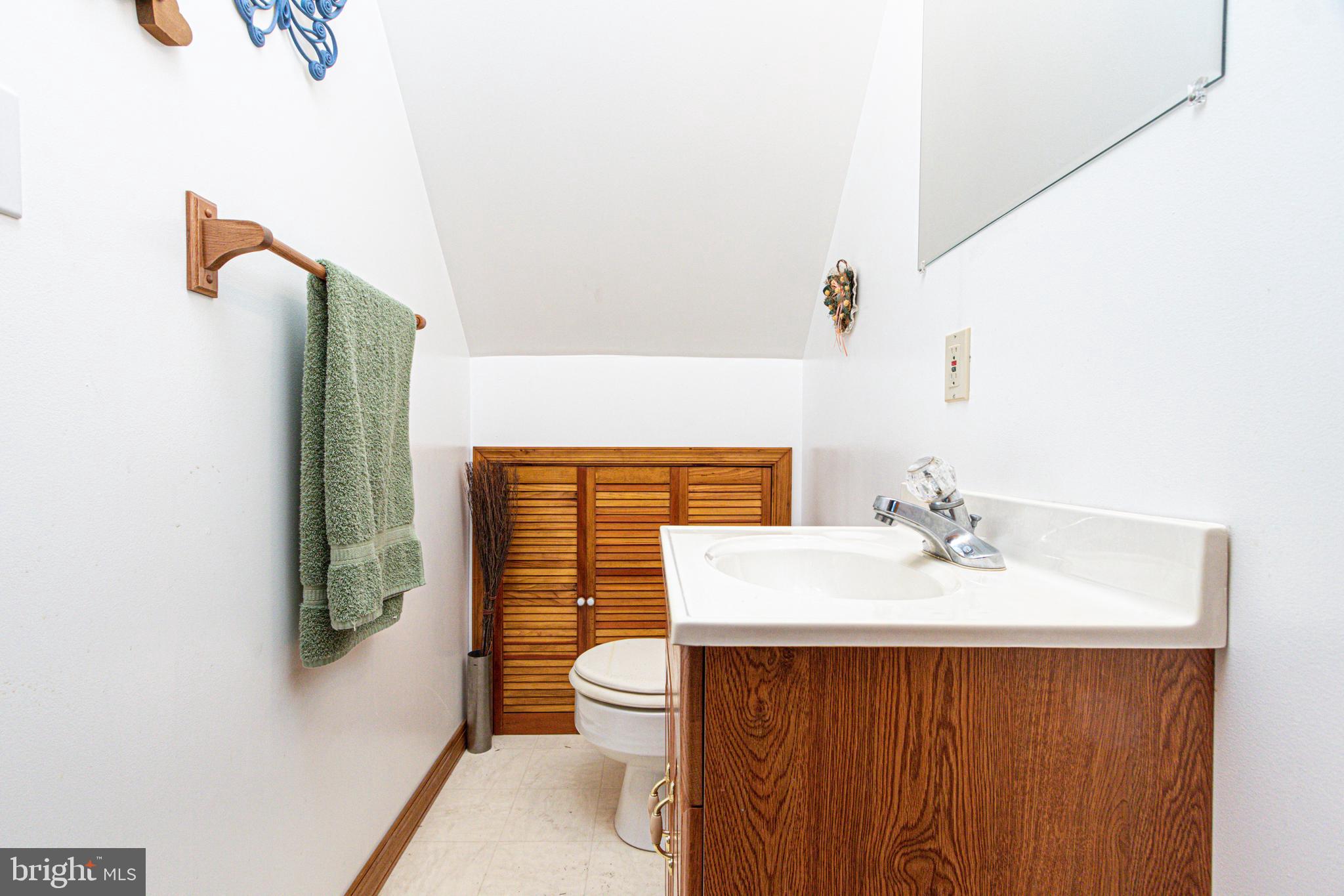 1834 Kitty Hawk Road Essex, MD 21221 - Photo 63 of 103 Bathroom